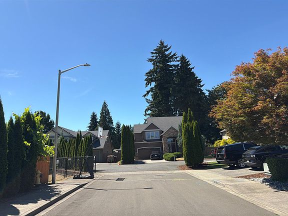 View toward the home from the neighborhood street